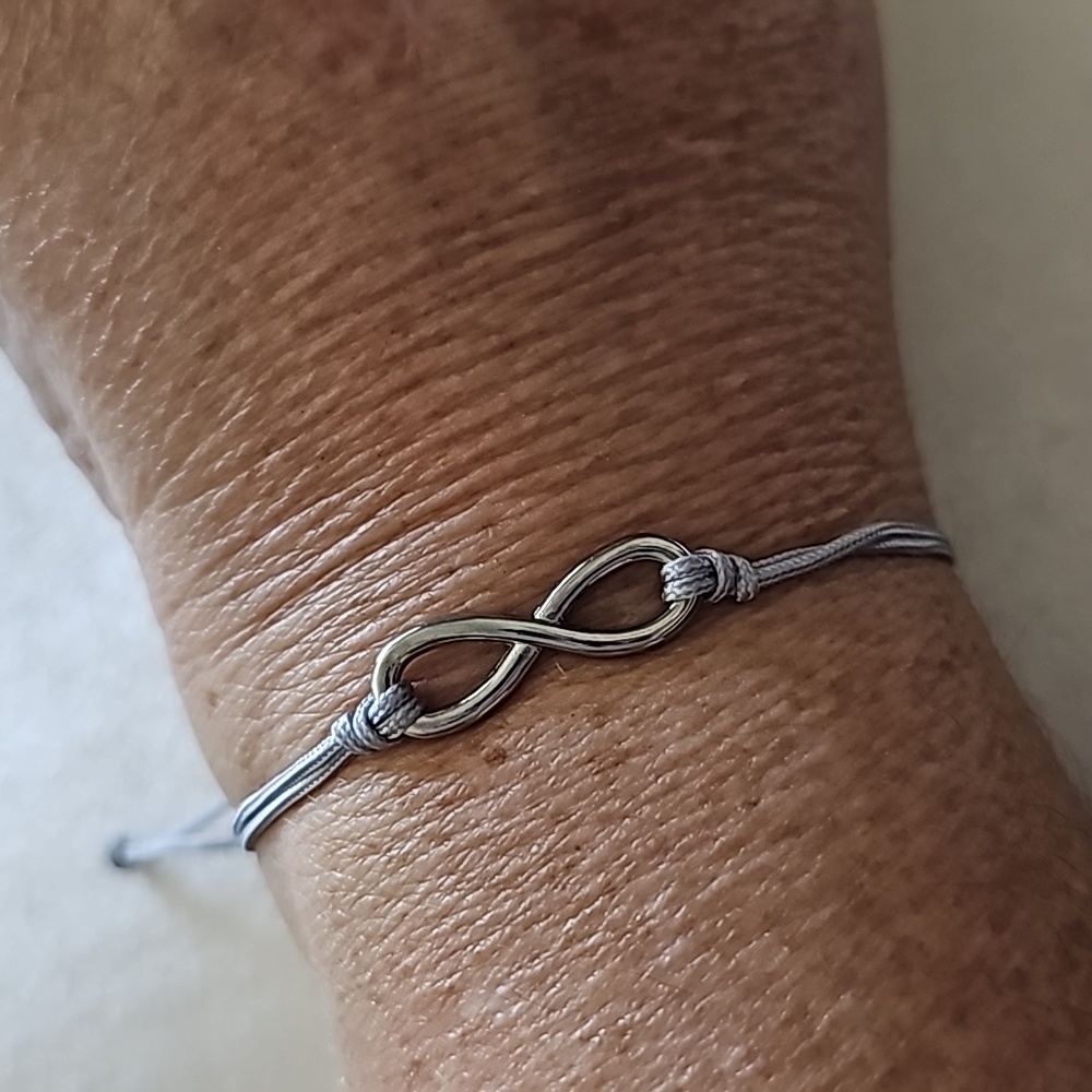 Silver Infinity Thread Bracelet 🔑 - Picture 2 of 5